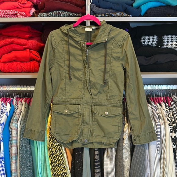 bp Jackets & Blazers - BP olive hooded 2 pocket jacket size XS